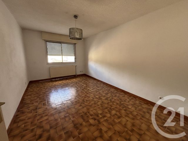 Appartement à vendre - 2 pièces - 42 m2 - Nimes - 30 - LANGUEDOC-ROUSSILLON