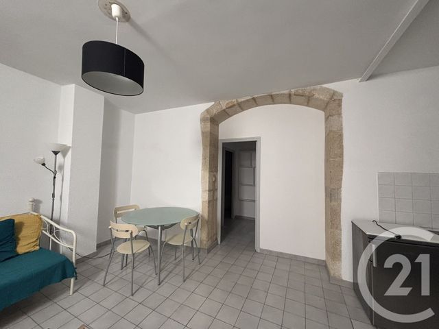 Appartement T2 à vendre - 2 pièces - 42,61 m2 - Nimes - 30 - LANGUEDOC-ROUSSILLON