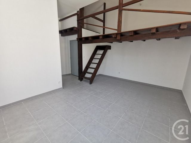 Appartement T1 à louer - 1 pièce - 28,24 m2 - Nimes - 30 - LANGUEDOC-ROUSSILLON