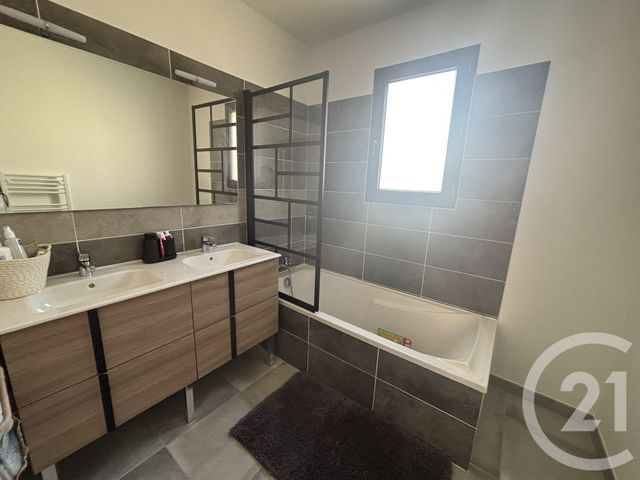 Maison à vendre - 5 pièces - 145,72 m2 - Bouillargues - 30 - LANGUEDOC-ROUSSILLON