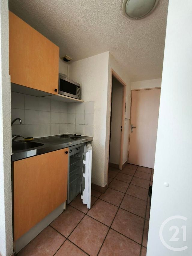 Appartement Studio à vendre - 1 pièce - 22,75 m2 - Nimes - 30 - LANGUEDOC-ROUSSILLON