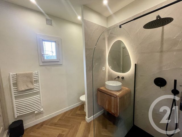 Afficher la photo en grand Appartement F3 à vendre - 3 pièces - 61,14 m2 - Nimes - 30 - LANGUEDOC-ROUSSILLON