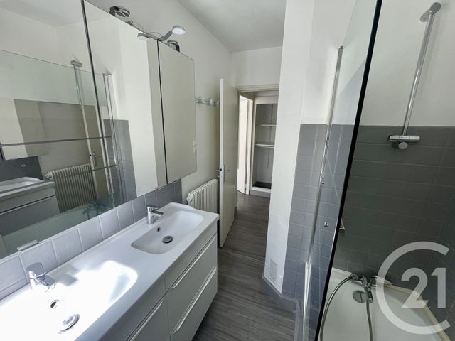 Appartement &agrave; vendre - 2 pi&egrave;ces - 50,65 m2 - Nimes - 30 - LANGUEDOC-ROUSSILLON