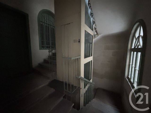 Appartement &agrave; vendre - 2 pi&egrave;ces - 46,81 m2 - Nimes - 30 - LANGUEDOC-ROUSSILLON