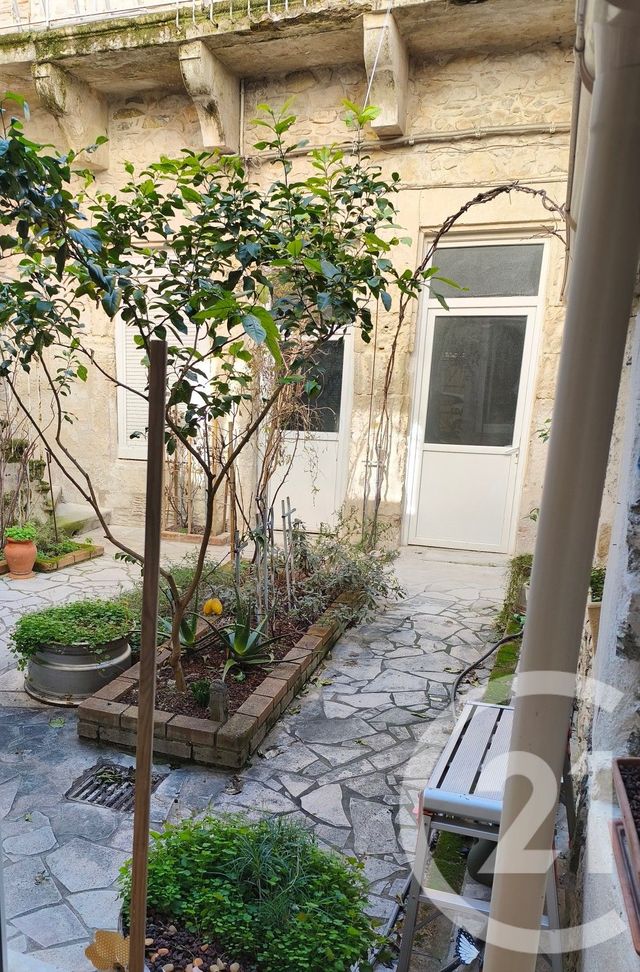 Appartement T2 &agrave; louer - 2 pi&egrave;ces - 43,36 m2 - Nimes - 30 - LANGUEDOC-ROUSSILLON