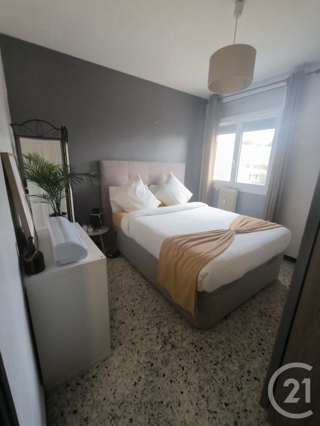 Appartement &agrave; vendre - 4 pi&egrave;ces - 89,58 m2 - Nimes - 30 - LANGUEDOC-ROUSSILLON