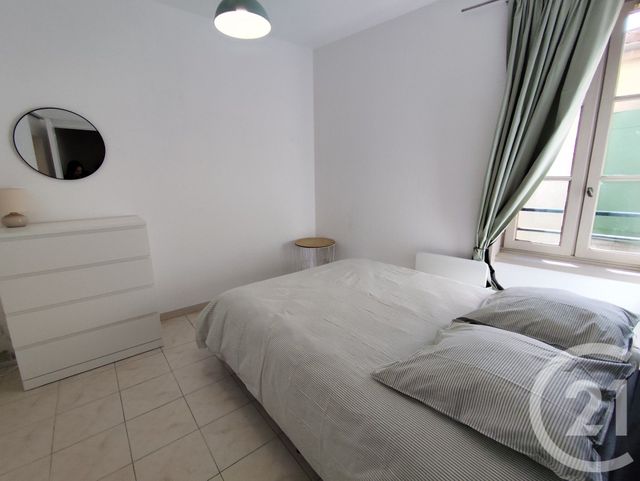 Appartement T2 &agrave; louer - 2 pi&egrave;ces - 39,20 m2 - Nimes - 30 - LANGUEDOC-ROUSSILLON