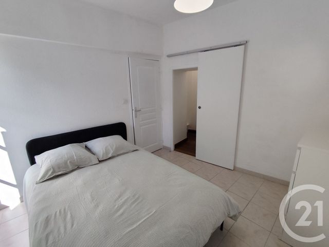 Appartement T2 &agrave; louer - 2 pi&egrave;ces - 39,20 m2 - Nimes - 30 - LANGUEDOC-ROUSSILLON