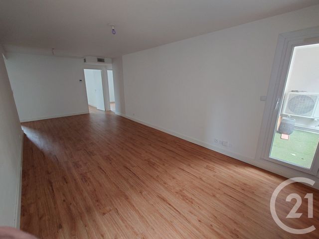 Appartement T4 &agrave; vendre - 4 pi&egrave;ces - 75 m2 - Nimes - 30 - LANGUEDOC-ROUSSILLON