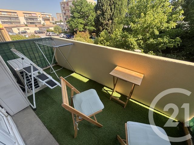 Appartement T3 &agrave; louer - 3 pi&egrave;ces - 53,15 m2 - Nimes - 30 - LANGUEDOC-ROUSSILLON