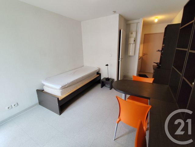 Appartement F1 &agrave; louer - 1 pi&egrave;ce - 19,12 m2 - Nimes - 30 - LANGUEDOC-ROUSSILLON