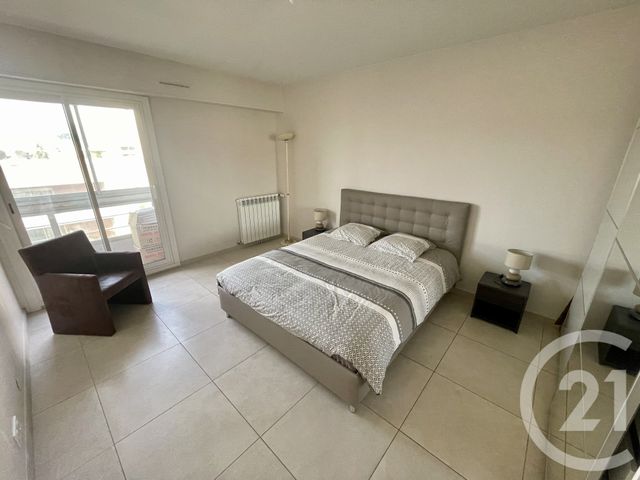 Appartement F4 &agrave; vendre - 4 pi&egrave;ces - 122,77 m2 - Nimes - 30 - LANGUEDOC-ROUSSILLON