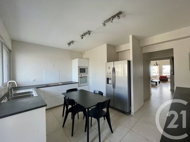 Appartement F4 &agrave; vendre - 4 pi&egrave;ces - 122,77 m2 - Nimes - 30 - LANGUEDOC-ROUSSILLON