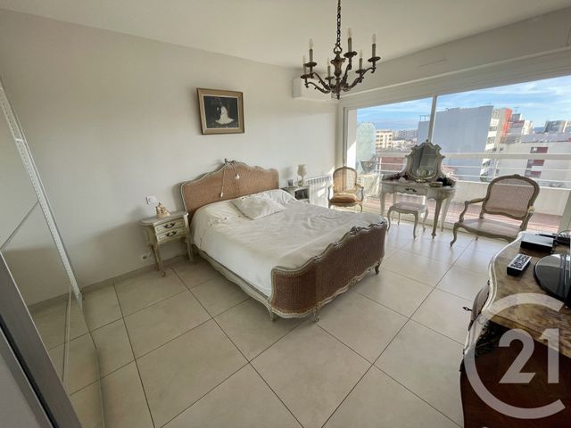 Appartement F4 &agrave; vendre - 4 pi&egrave;ces - 122,77 m2 - Nimes - 30 - LANGUEDOC-ROUSSILLON