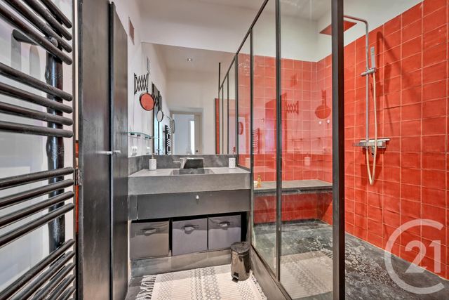 Appartement T3 &agrave; louer - 3 pi&egrave;ces - 68,41 m2 - Nimes - 30 - LANGUEDOC-ROUSSILLON