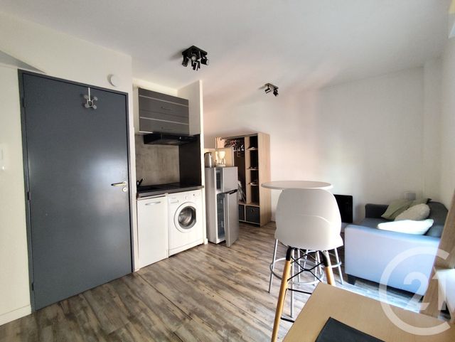 Appartement Studio à louer NIMES