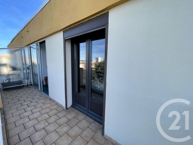 Appartement T3 &agrave; vendre - 3 pi&egrave;ces - 62,61 m2 - Nimes - 30 - LANGUEDOC-ROUSSILLON