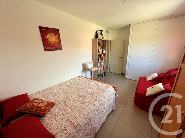 Appartement F4 &agrave; vendre - 4 pi&egrave;ces - 85,59 m2 - Nimes - 30 - LANGUEDOC-ROUSSILLON