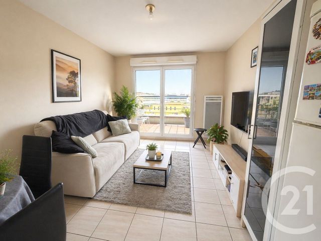 Appartement &agrave; vendre - 2 pi&egrave;ces - 37 m2 - Nimes - 30 - LANGUEDOC-ROUSSILLON