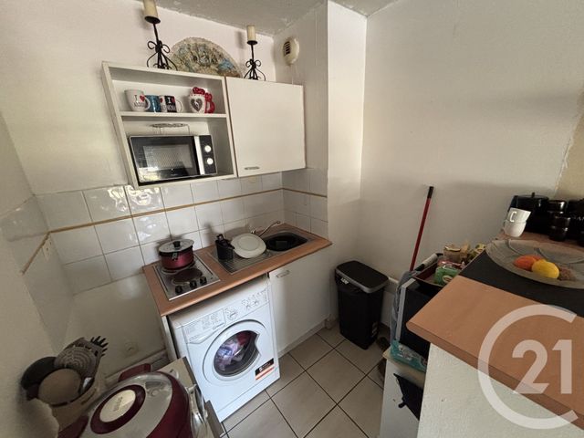 Appartement &agrave; vendre - 2 pi&egrave;ces - 37 m2 - Nimes - 30 - LANGUEDOC-ROUSSILLON
