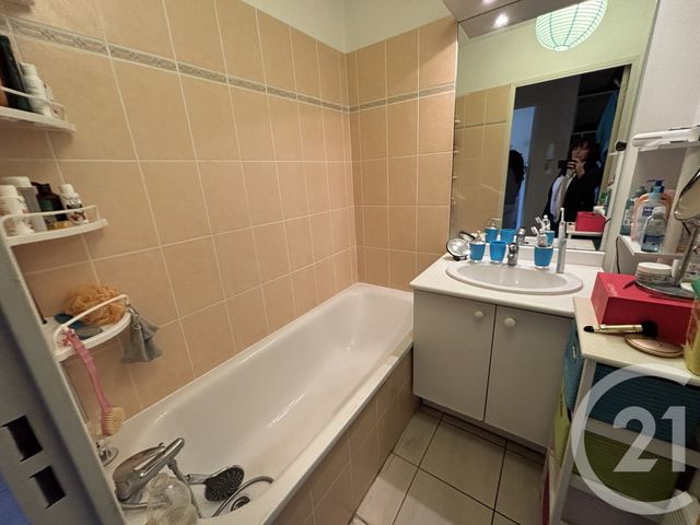 Appartement &agrave; vendre - 2 pi&egrave;ces - 37 m2 - Nimes - 30 - LANGUEDOC-ROUSSILLON