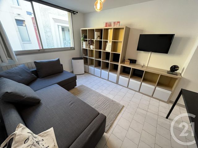 Appartement Studio &agrave; louer - 1 pi&egrave;ce - 21,71 m2 - Nimes - 30 - LANGUEDOC-ROUSSILLON