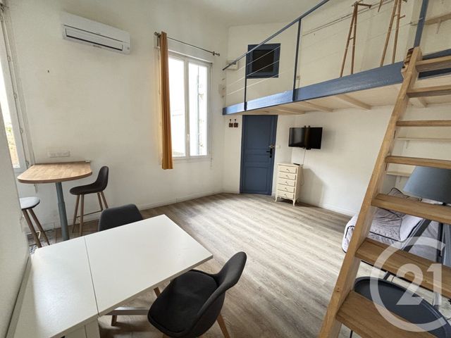 Appartement Studio &agrave; louer - 1 pi&egrave;ce - 30,13 m2 - Nimes - 30 - LANGUEDOC-ROUSSILLON