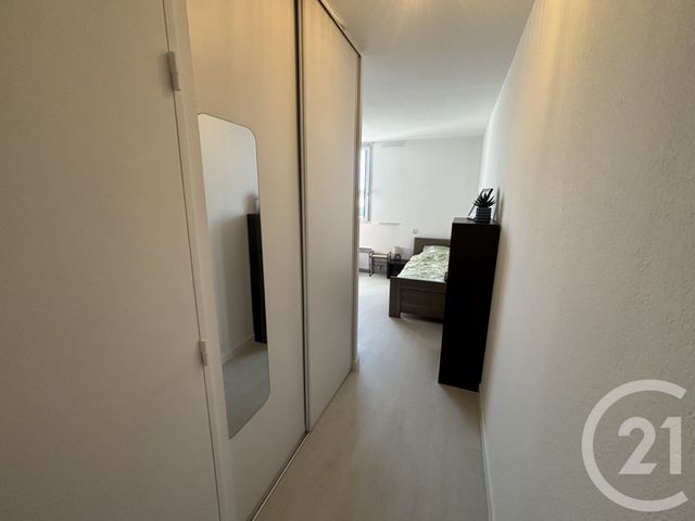 Appartement Studio &agrave; louer - 1 pi&egrave;ce - 17,91 m2 - Nimes - 30 - LANGUEDOC-ROUSSILLON