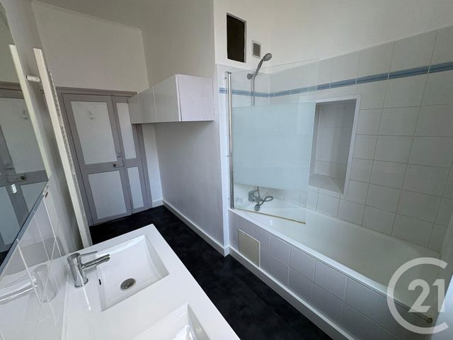 Appartement F4 &agrave; vendre - 4 pi&egrave;ces - 101 m2 - Nimes - 30 - LANGUEDOC-ROUSSILLON