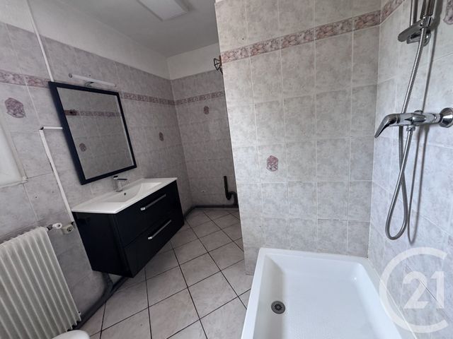 Appartement T2 &agrave; vendre - 2 pi&egrave;ces - 42 m2 - Nimes - 30 - LANGUEDOC-ROUSSILLON