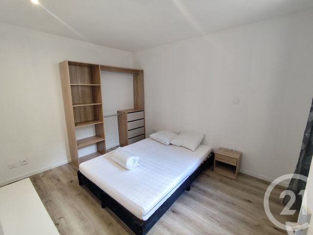 Appartement T3 &agrave; louer - 3 pi&egrave;ces - 49,42 m2 - Nimes - 30 - LANGUEDOC-ROUSSILLON