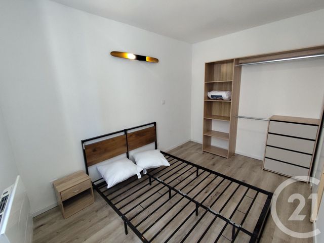Appartement T3 &agrave; louer - 3 pi&egrave;ces - 49,42 m2 - Nimes - 30 - LANGUEDOC-ROUSSILLON