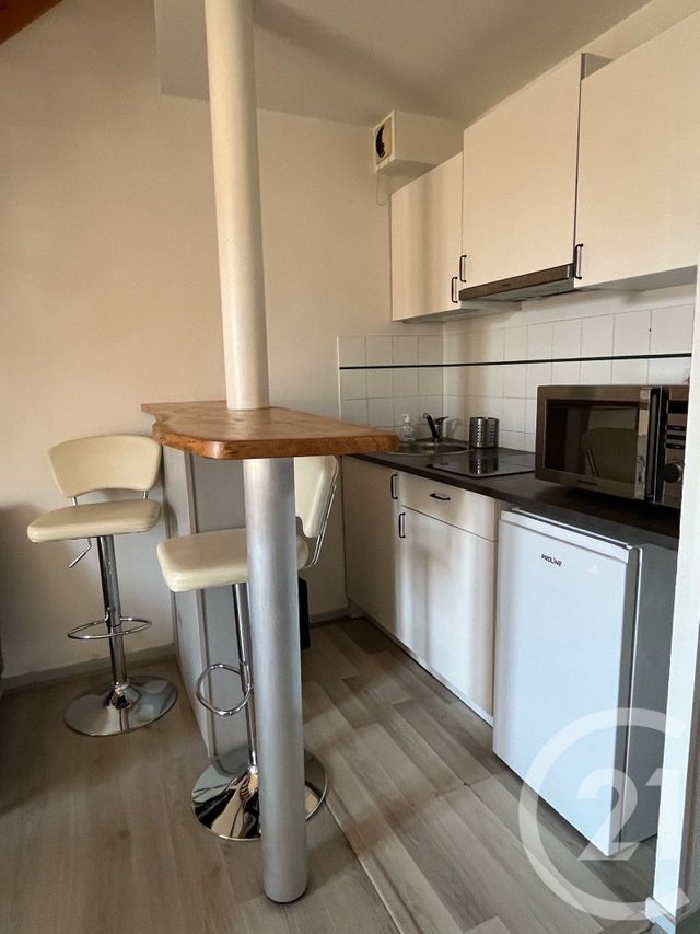 Appartement T1 &agrave; louer - 1 pi&egrave;ce - 37,05 m2 - Nimes - 30 - LANGUEDOC-ROUSSILLON