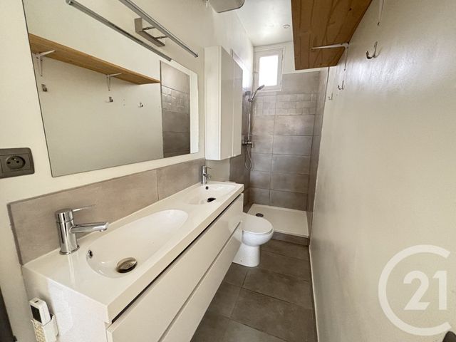 Appartement T3 &agrave; louer - 3 pi&egrave;ces - 52,27 m2 - Nimes - 30 - LANGUEDOC-ROUSSILLON