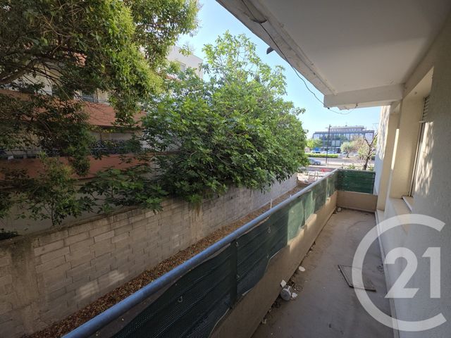Appartement T3 &agrave; vendre - 3 pi&egrave;ces - 57,12 m2 - Nimes - 30 - LANGUEDOC-ROUSSILLON