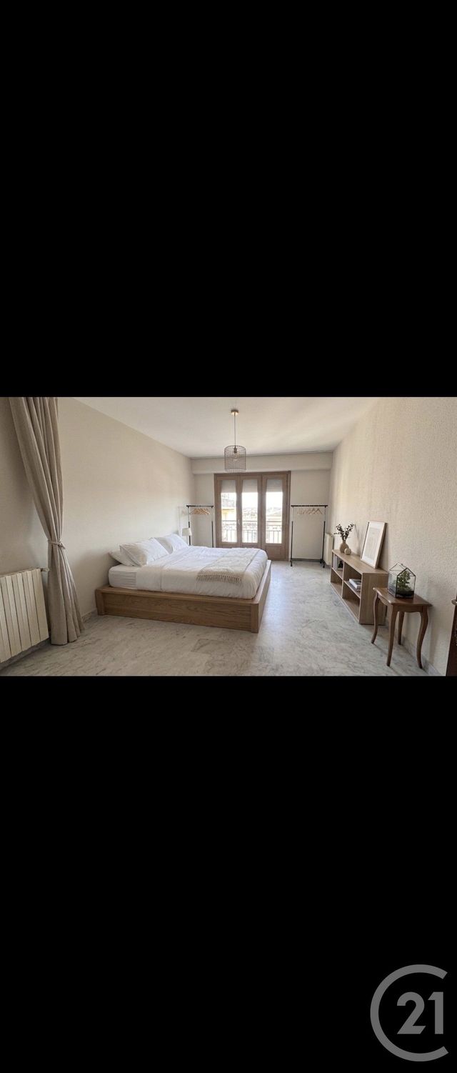 Appartement &agrave; vendre - 4 pi&egrave;ces - 90,88 m2 - Nimes - 30 - LANGUEDOC-ROUSSILLON