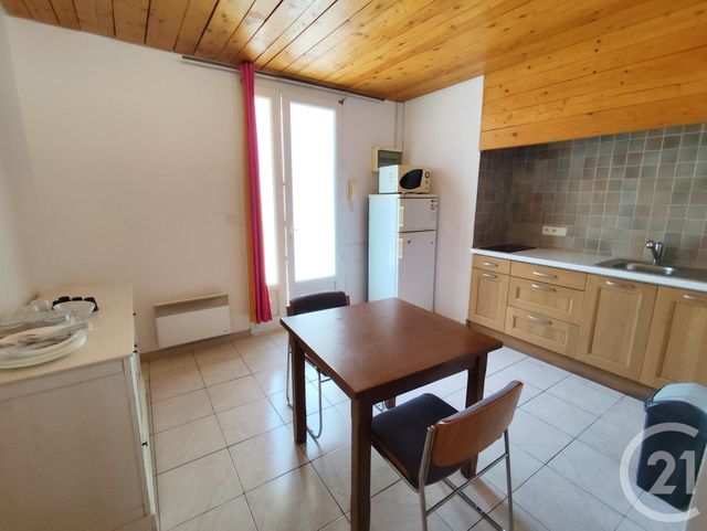 Appartement T2 &agrave; louer - 2 pi&egrave;ces - 28,09 m2 - Nimes - 30 - LANGUEDOC-ROUSSILLON