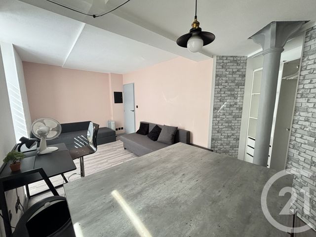 Appartement Studio &agrave; louer - 1 pi&egrave;ce - 25 m2 - Nimes - 30 - LANGUEDOC-ROUSSILLON