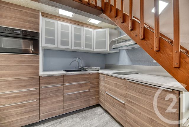 Appartement Studio &agrave; louer - 1 pi&egrave;ce - 31,60 m2 - Nimes - 30 - LANGUEDOC-ROUSSILLON