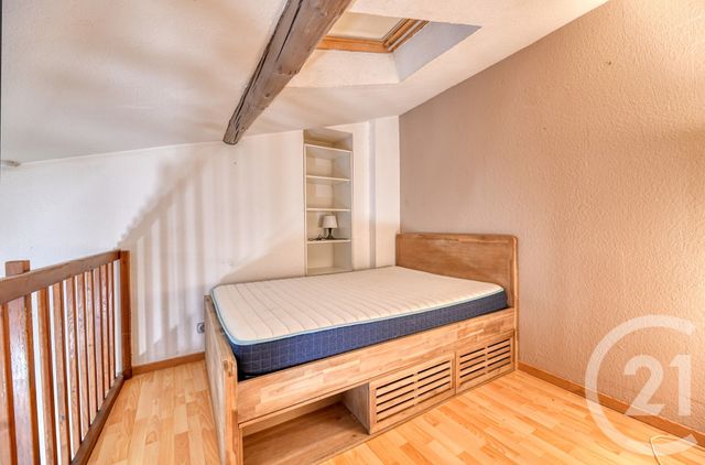 Appartement Studio &agrave; louer - 1 pi&egrave;ce - 31,60 m2 - Nimes - 30 - LANGUEDOC-ROUSSILLON