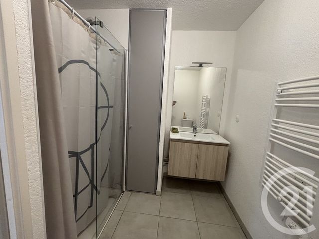 Appartement T3 &agrave; louer - 3 pi&egrave;ces - 54,64 m2 - Nimes - 30 - LANGUEDOC-ROUSSILLON