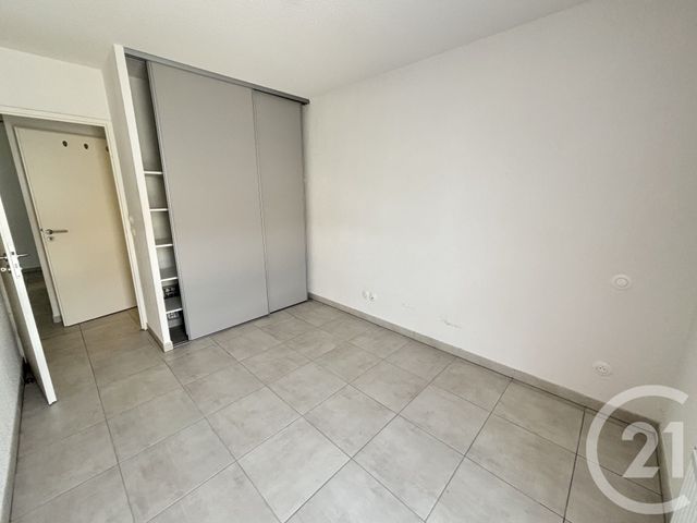 Appartement T3 &agrave; louer - 3 pi&egrave;ces - 54,64 m2 - Nimes - 30 - LANGUEDOC-ROUSSILLON