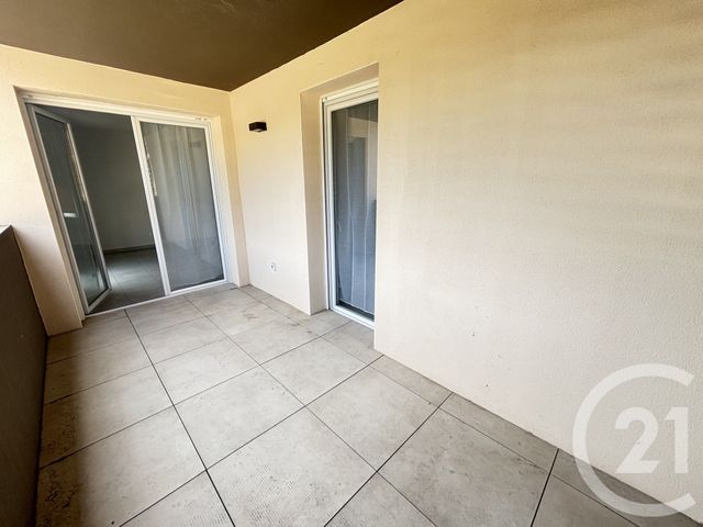 Appartement T3 &agrave; louer - 3 pi&egrave;ces - 54,64 m2 - Nimes - 30 - LANGUEDOC-ROUSSILLON