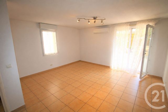 Appartement F4 &agrave; vendre - 4 pi&egrave;ces - 72 m2 - Nimes - 30 - LANGUEDOC-ROUSSILLON