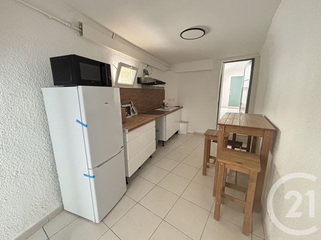 Appartement T2 &agrave; louer - 2 pi&egrave;ces - 36,98 m2 - Nimes - 30 - LANGUEDOC-ROUSSILLON