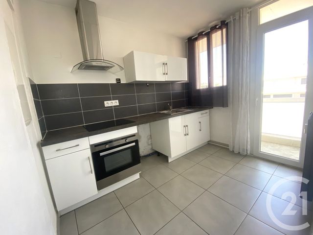 Appartement T2 &agrave; louer - 2 pi&egrave;ces - 45,01 m2 - Nimes - 30 - LANGUEDOC-ROUSSILLON