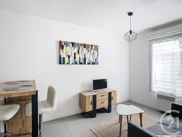 Appartement T2 &agrave; louer - 2 pi&egrave;ces - 29,47 m2 - Nimes - 30 - LANGUEDOC-ROUSSILLON