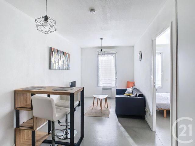 Appartement T2 &agrave; louer - 2 pi&egrave;ces - 29,47 m2 - Nimes - 30 - LANGUEDOC-ROUSSILLON