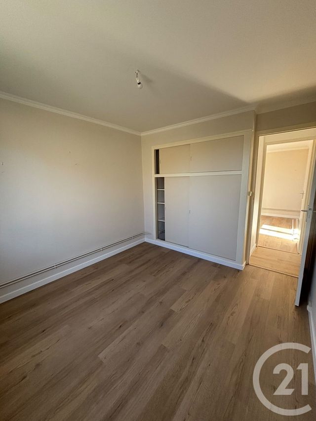 Appartement F5 &agrave; vendre - 5 pi&egrave;ces - 81,22 m2 - Nimes - 30 - LANGUEDOC-ROUSSILLON