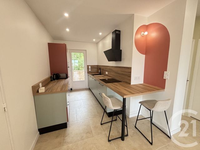 Appartement T3 &agrave; louer - 3 pi&egrave;ces - 61,22 m2 - Nimes - 30 - LANGUEDOC-ROUSSILLON